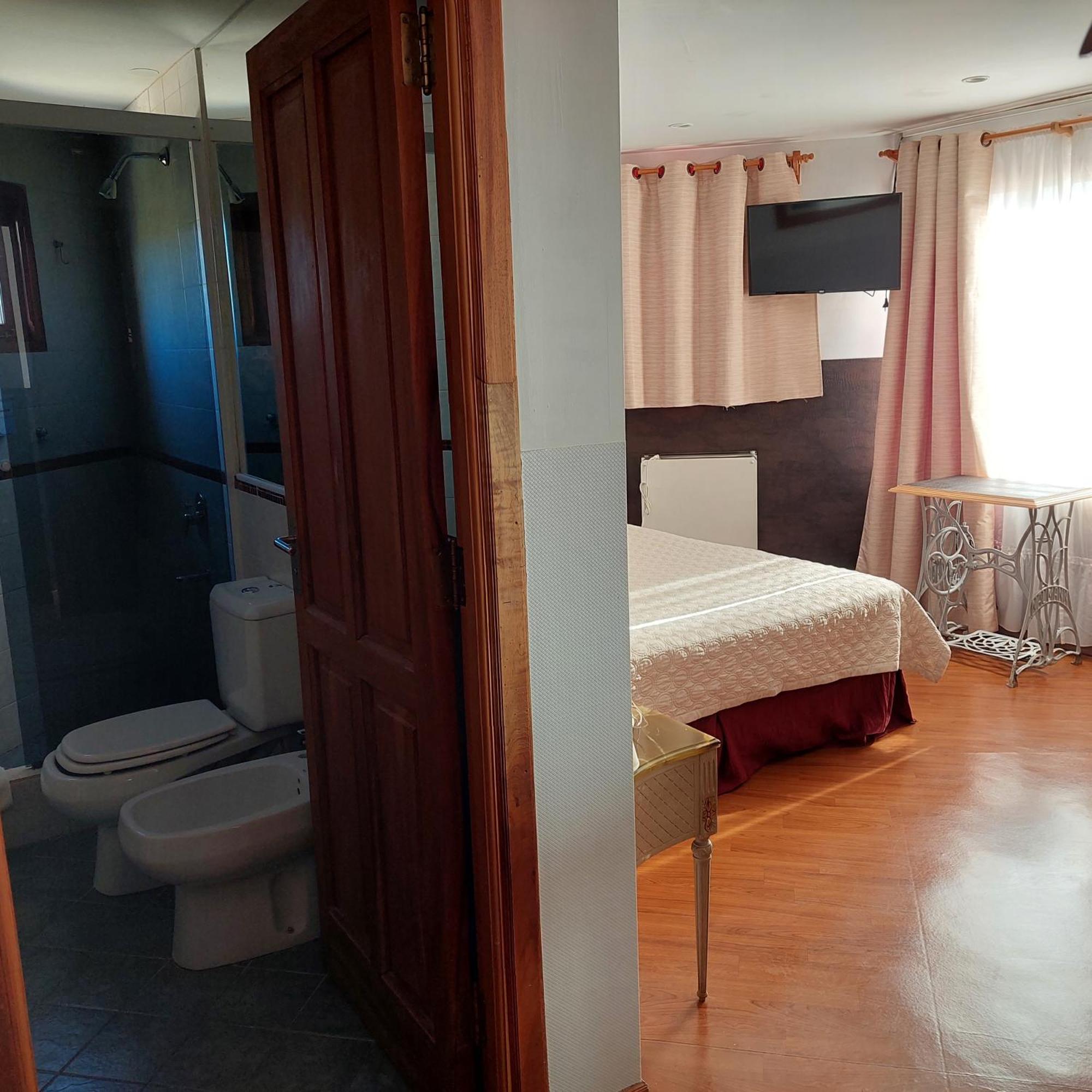 Meulen Hosteria Y Apart El Calafate Exteriör bild
